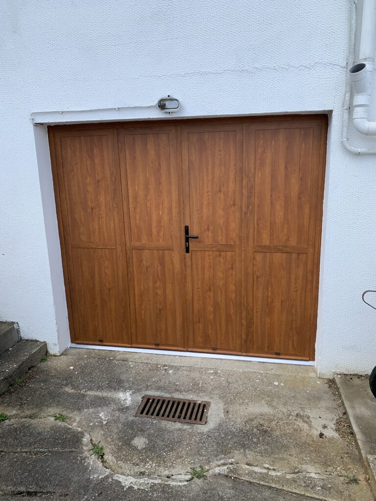 Porte de garage battante aluminium