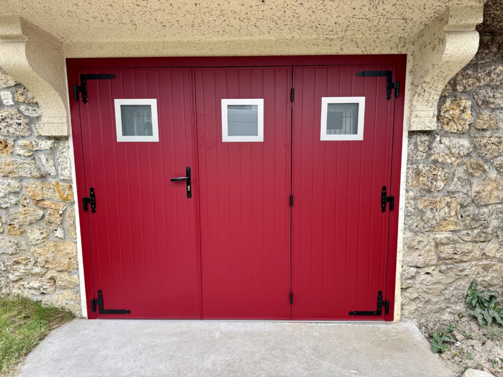 Porte de garage battante aluminium